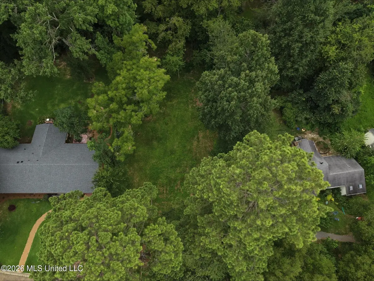4005 Hawthorn Drive, Jackson, MS 39206 - #1