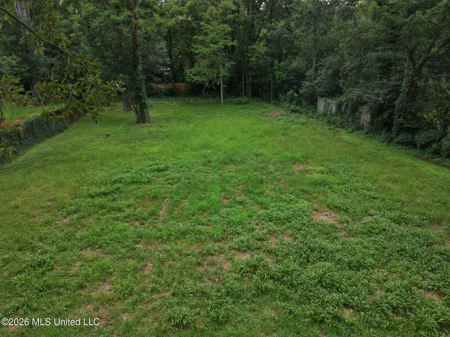 4005 Hawthorn Drive, Jackson, MS 39206 - #3