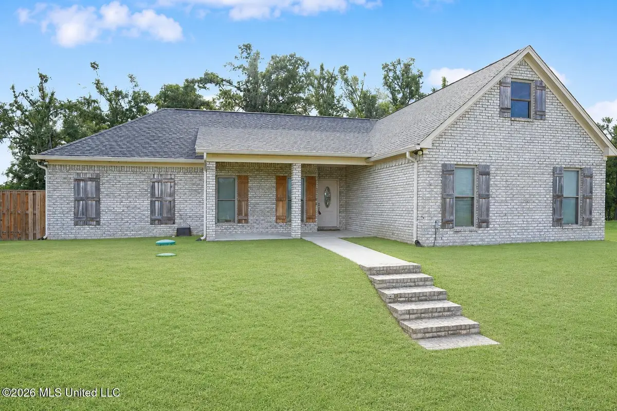 2021 Jrv Brown Road, Yazoo City, MS 39194 - #1