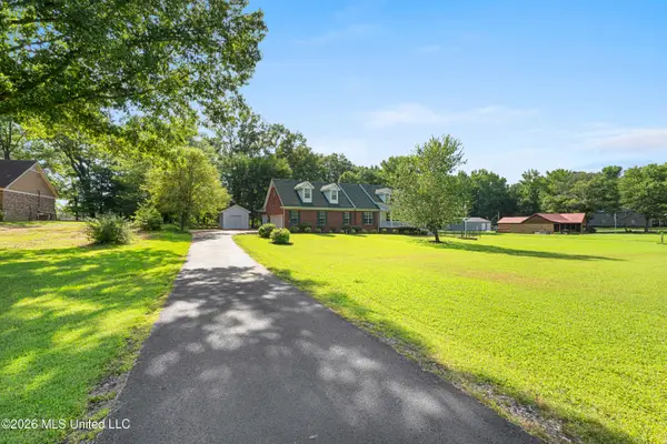 127 W Sweetwater Road, Byhalia, MS 38611