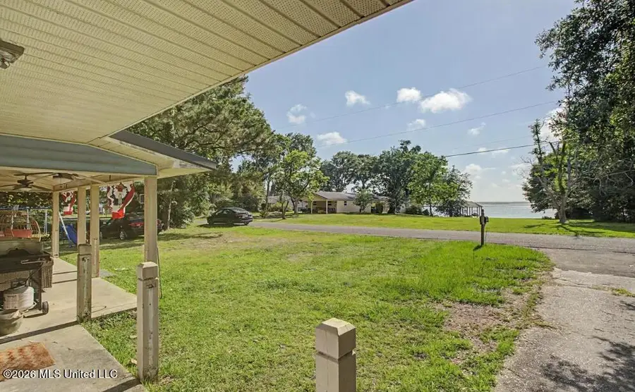 5206 Fern Street, Pascagoula, MS 39567 - #3