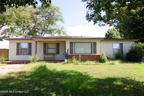 1911 Tucker Avenue, Pascagoula, MS 39567