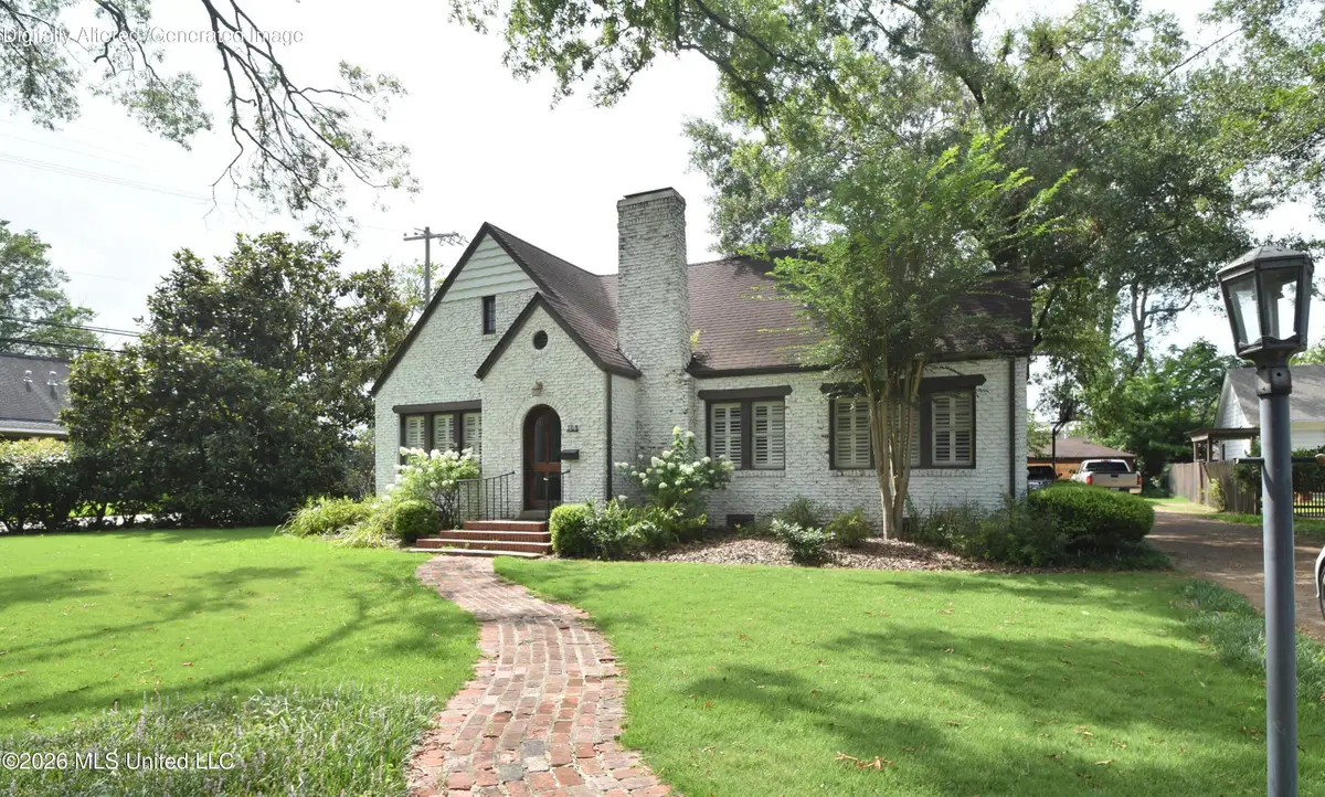 208 W Harding Avenue, Greenwood, MS 38930 - #1
