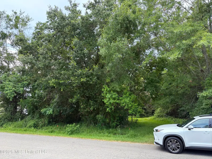 6821 Bienville Drive, Biloxi, MS 39532 - #3