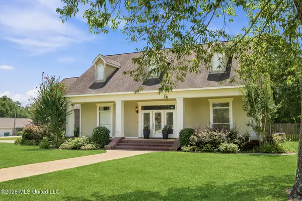 16354 Yaupon Berry Drive, Biloxi, MS 39532