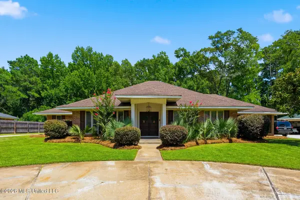 96 Summit Ridge Drive, Brandon, MS 39042