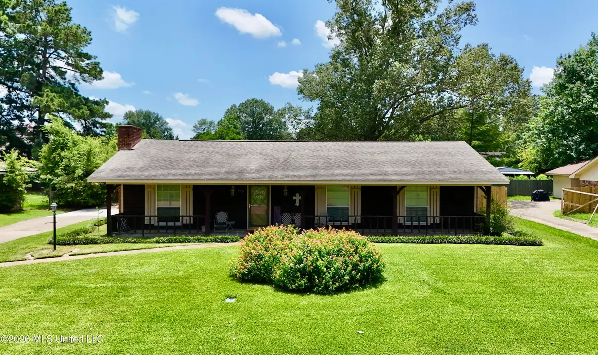 720 Black Oak Circle, Pearl, MS 39208 - #1