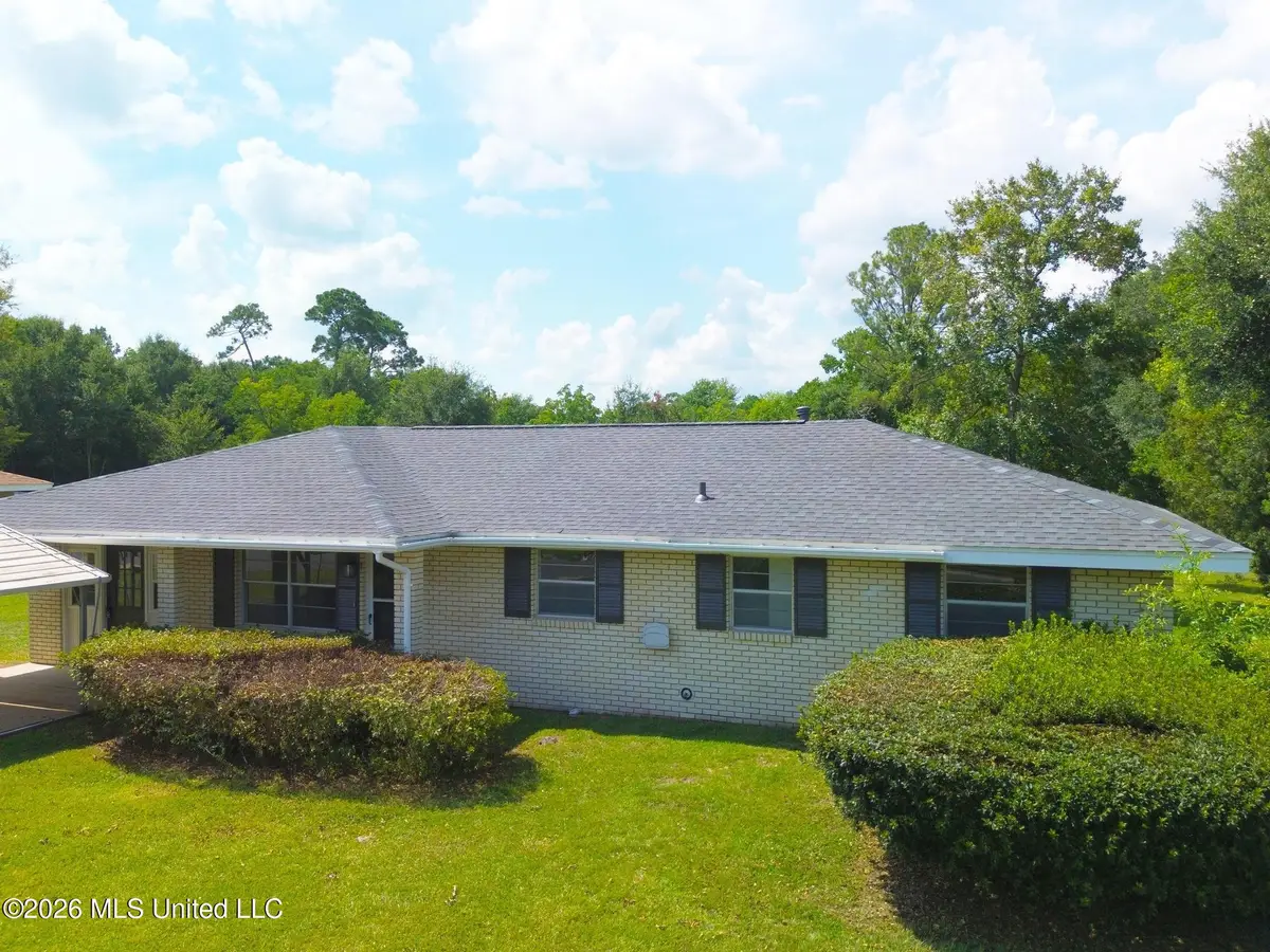 2525 W David Drive, Gulfport, MS 39503 - #1