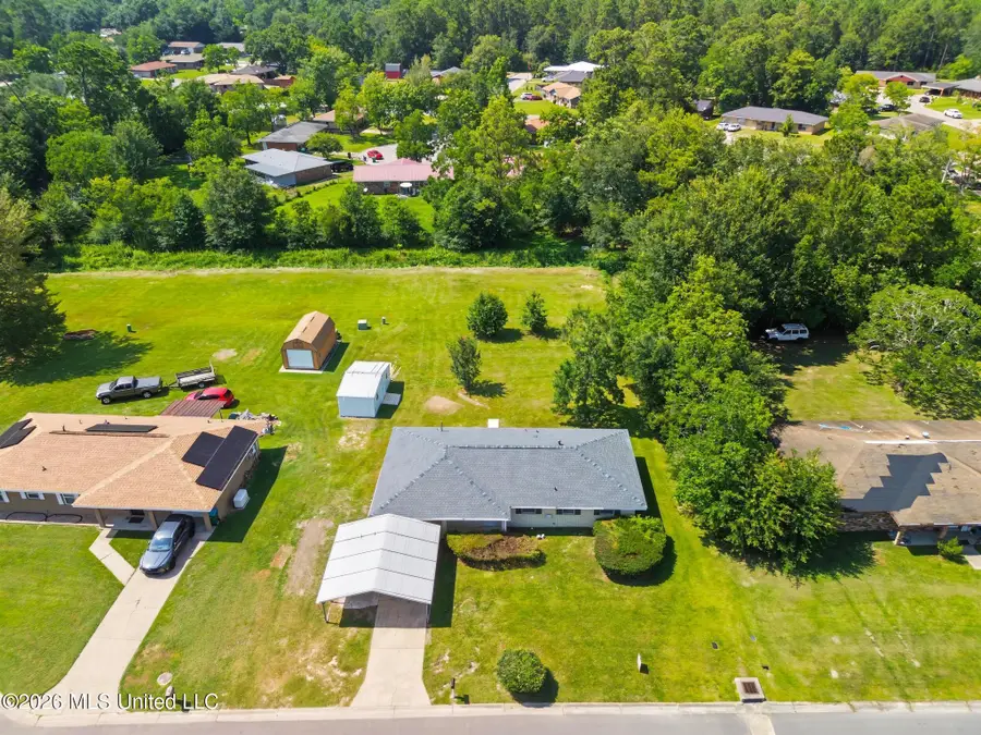 2525 W David Drive, Gulfport, MS 39503 - #2