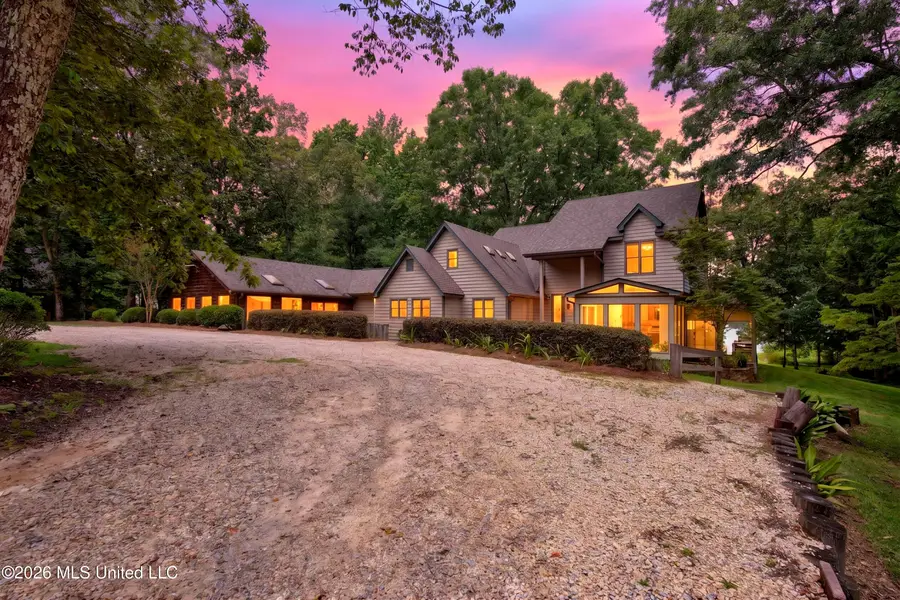 315 Buccaneer Drive, Hattiesburg, MS 39402 - #2