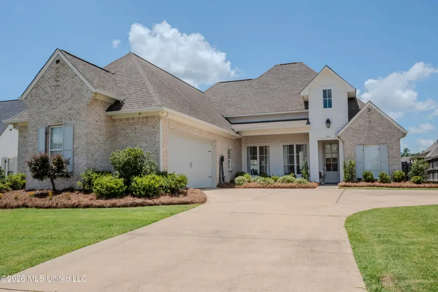 504 E Park Street, Canton, MS 39046 - #2