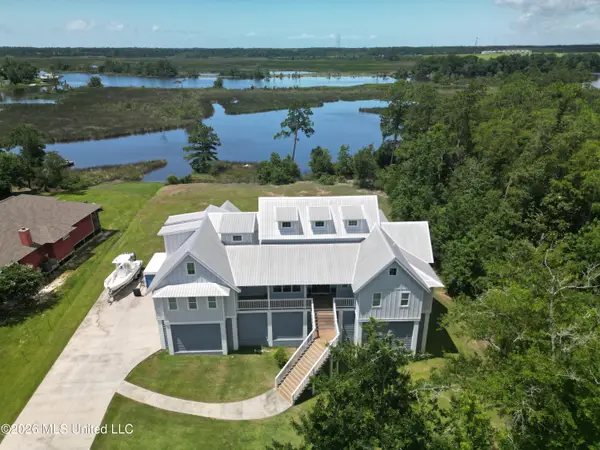 10565 Shorecrest Road, Biloxi, MS 39532