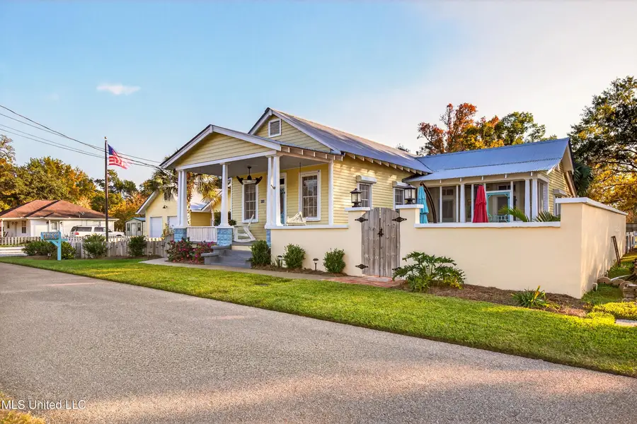 134 Keller Street, Bay Saint Louis, MS 39520 - #2