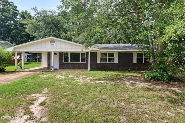 2517 Ridgewood Road, Ocean Springs, MS 39564