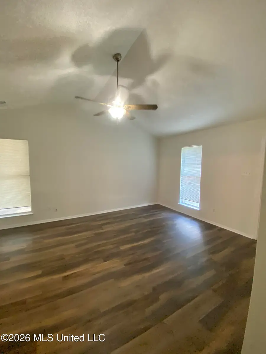 3565 Shadow Oaks Parkway, Horn Lake, MS 38637 - #2