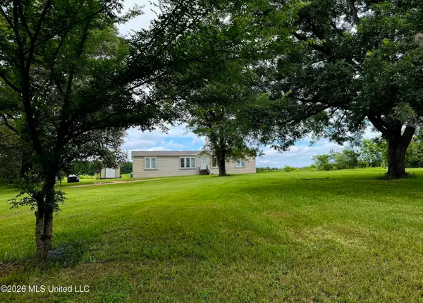 1933 Columbia Purvis Road, Columbia, MS 39429