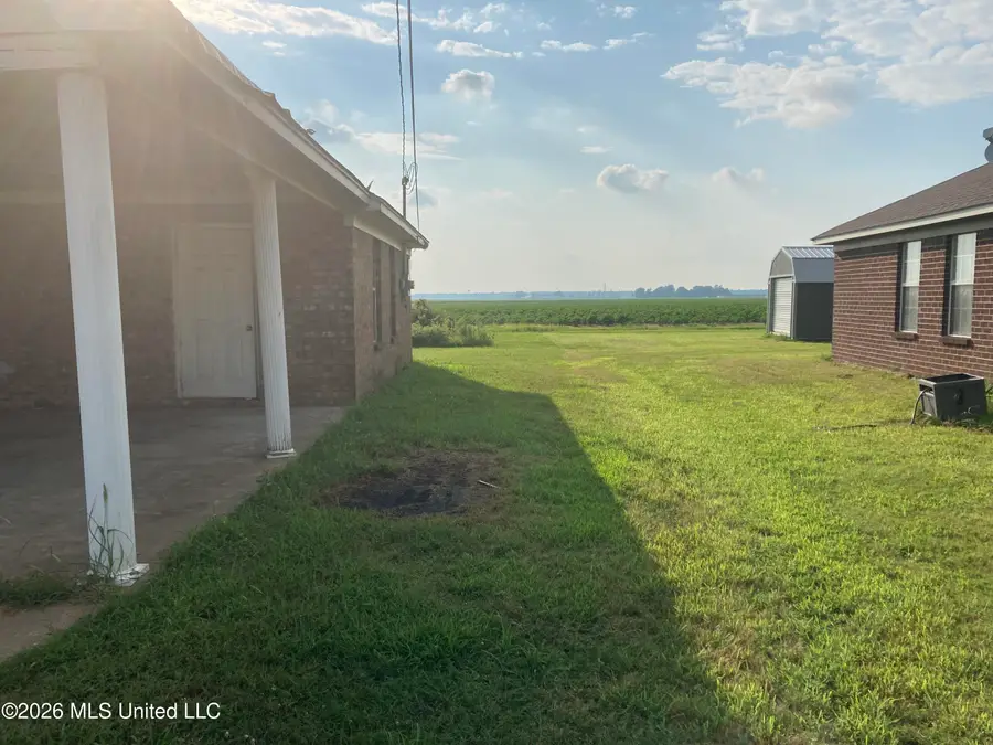 1104 Clover Leaf Circle, Robinsonville, MS 38664 - #2