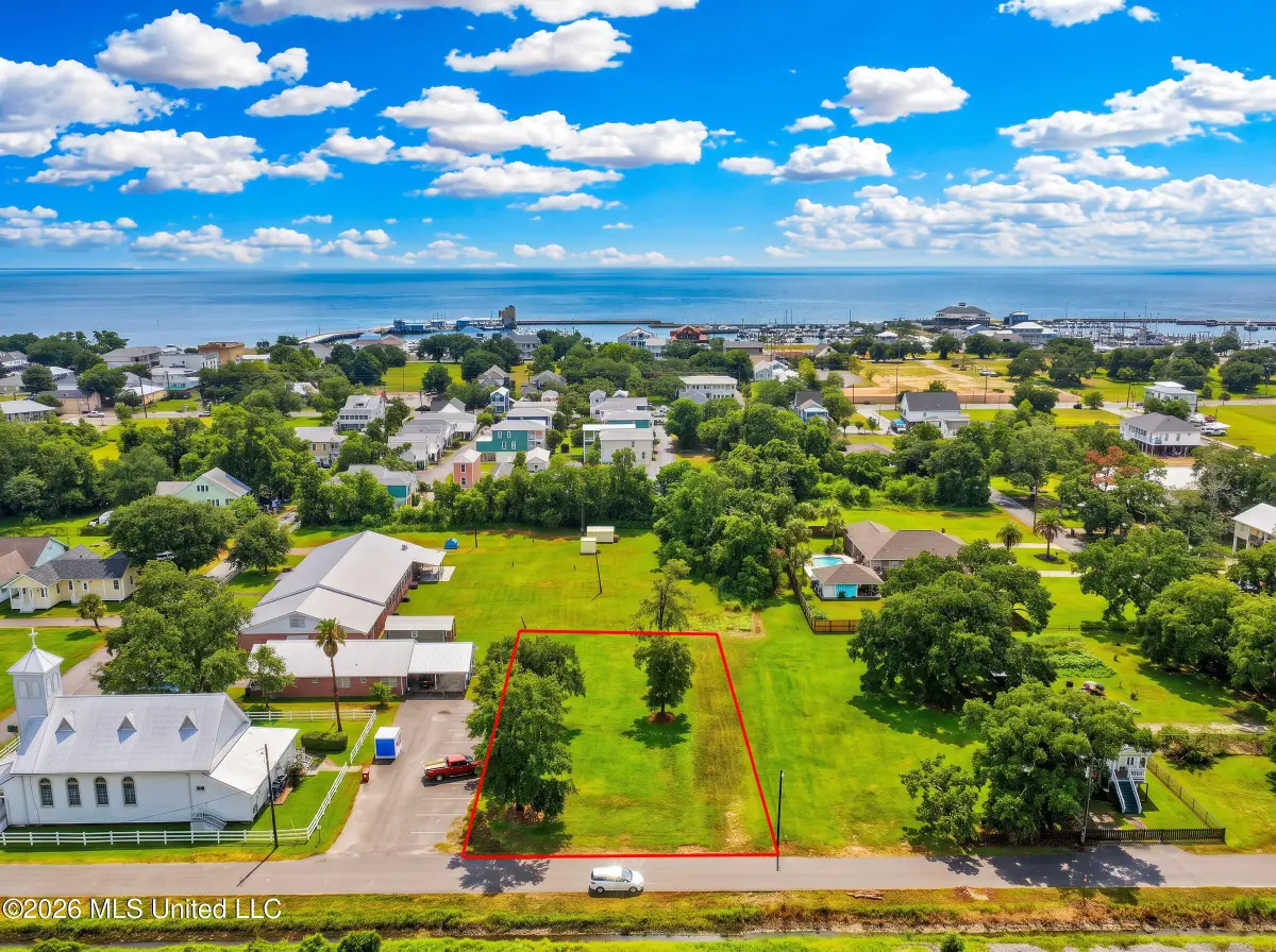 218 E Railroad Street, Pass Christian, MS 39571 - #1