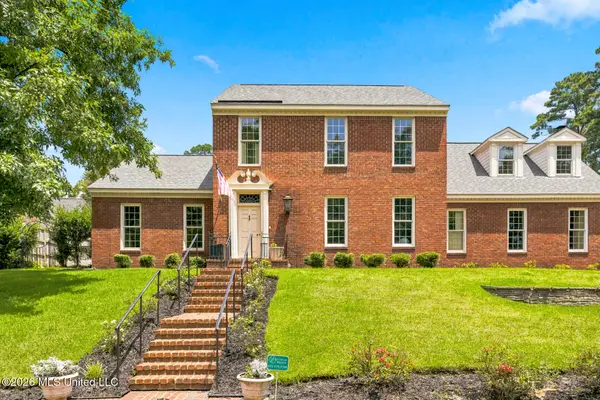1948 Petit Bois Street, Jackson, MS 39211