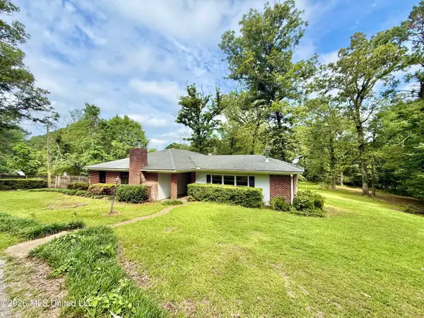 1019 Dry Grove Road, Crystal Springs, MS 39059