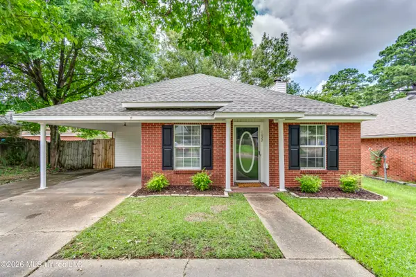 1022 Red Oak Drive, Brandon, MS 39042