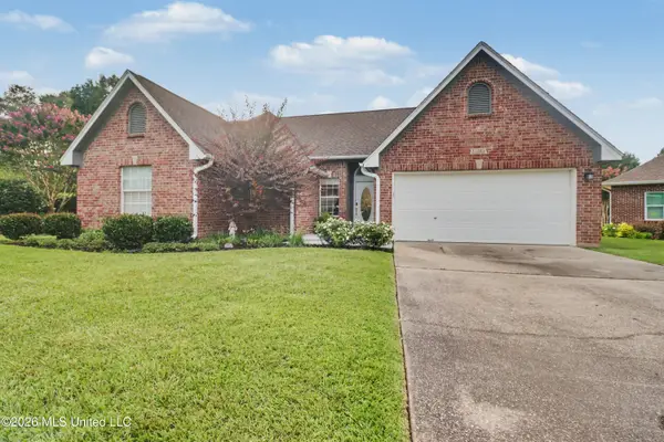 15385 Lakeview Court, Gulfport, MS 39503