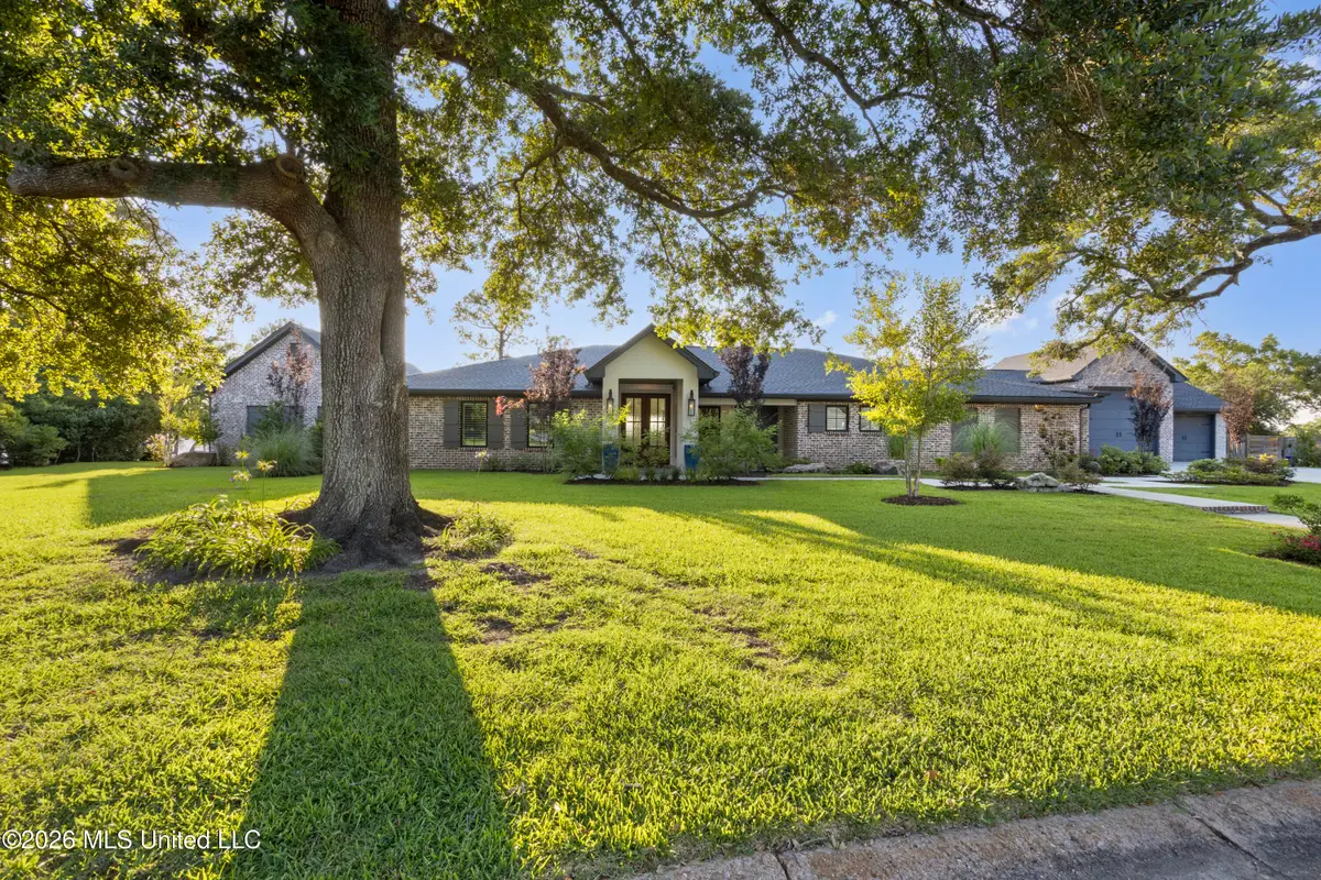 927 N Shore Drive, Biloxi, MS 39532 - #1