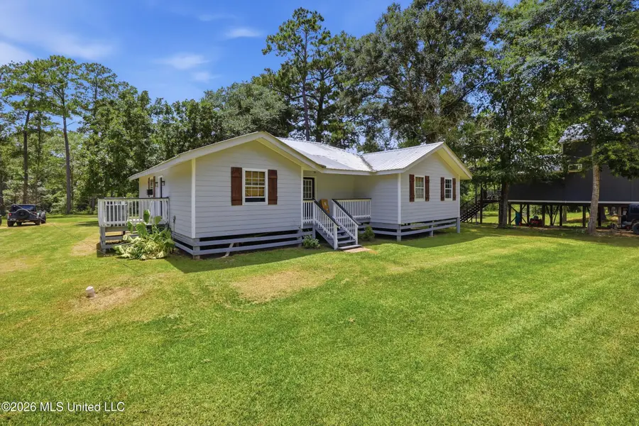 26 2nd Street, Poplarville, MS 39470 - #3