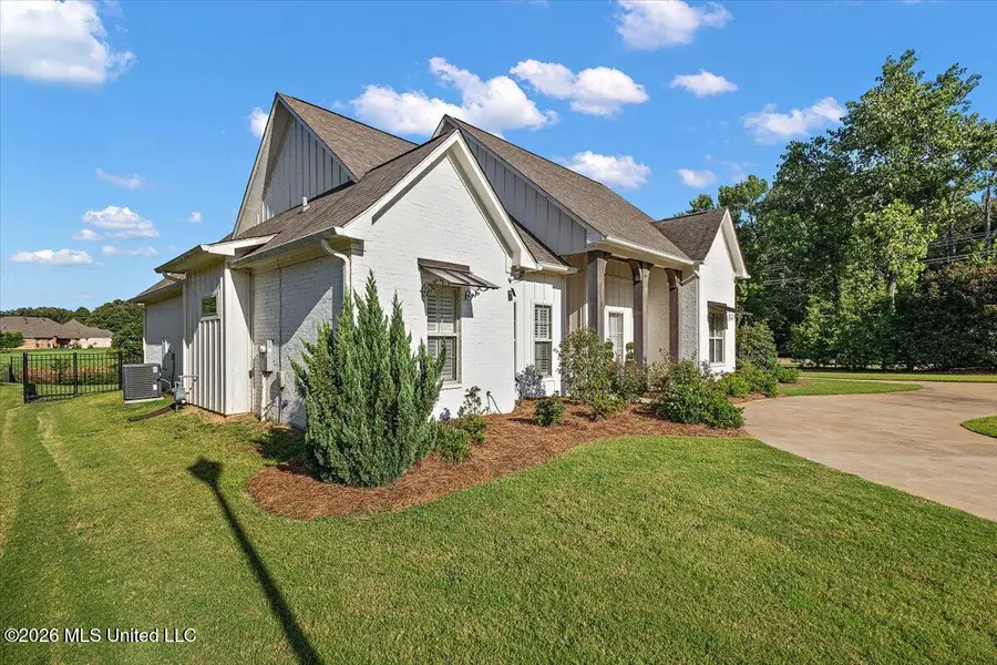 100 Camden Lake Drive, Madison, MS 39110 - #3