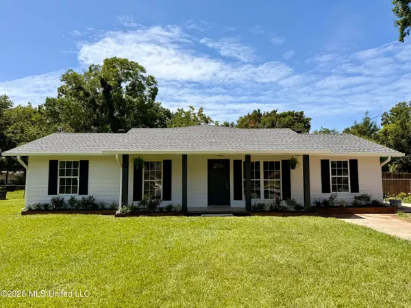 4802 Legare Avenue, Pascagoula, MS 39581