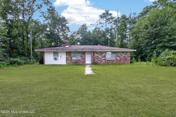 921 Crooked Creek Road, Silver Creek, MS 39663