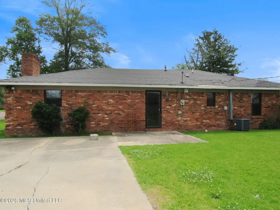 1003 Florida Avenue, Clarksdale, MS 38614 - #3