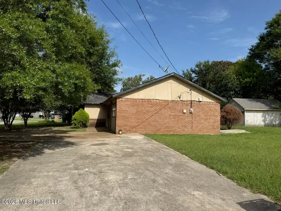 534 N Forest Drive, Gulfport, MS 39507 - #3