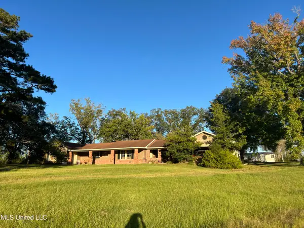 2066 S 569 Highway, Liberty, MS 39645