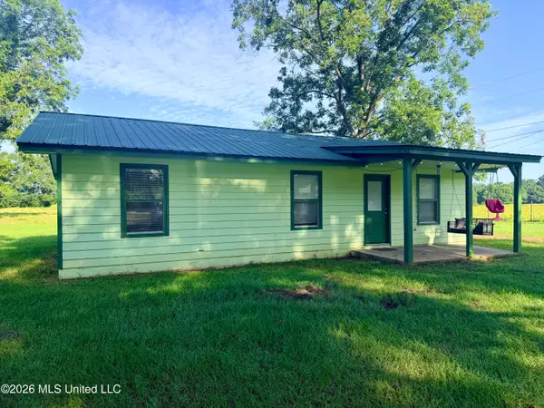 2261 River Road, Lucedale, MS 39452