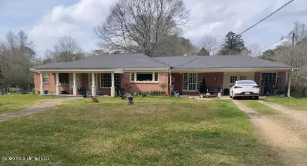 306 S Main Street, Mendenhall, MS 39114