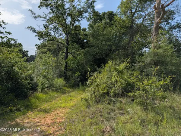 148 Pepper Lane, Lucedale, MS 39452