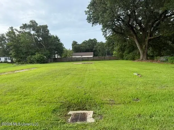 3029 N Highland Avenue, D'Iberville, MS 39540