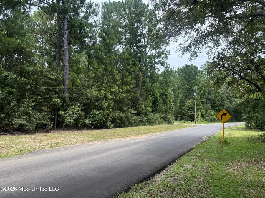 5622 Hoda Road, Kiln, MS 39556 - #3