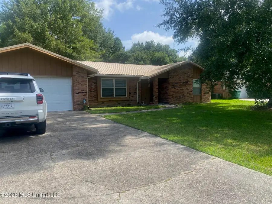 63737 N Diamondhead Drive, Diamondhead, MS 39525 - #2