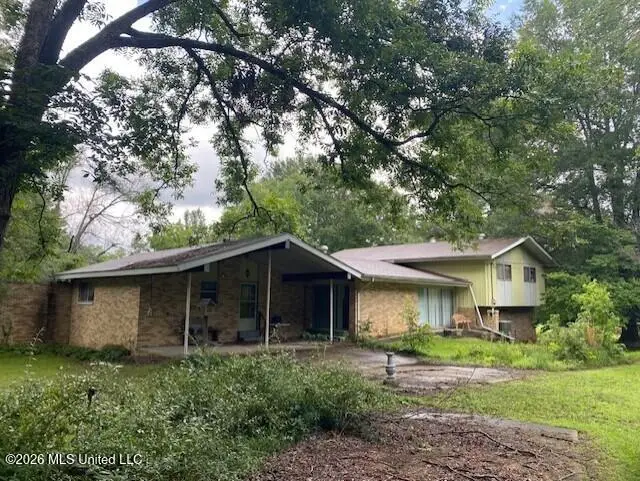 812 Strayhorn Street, Senatobia, MS 38668 - #2