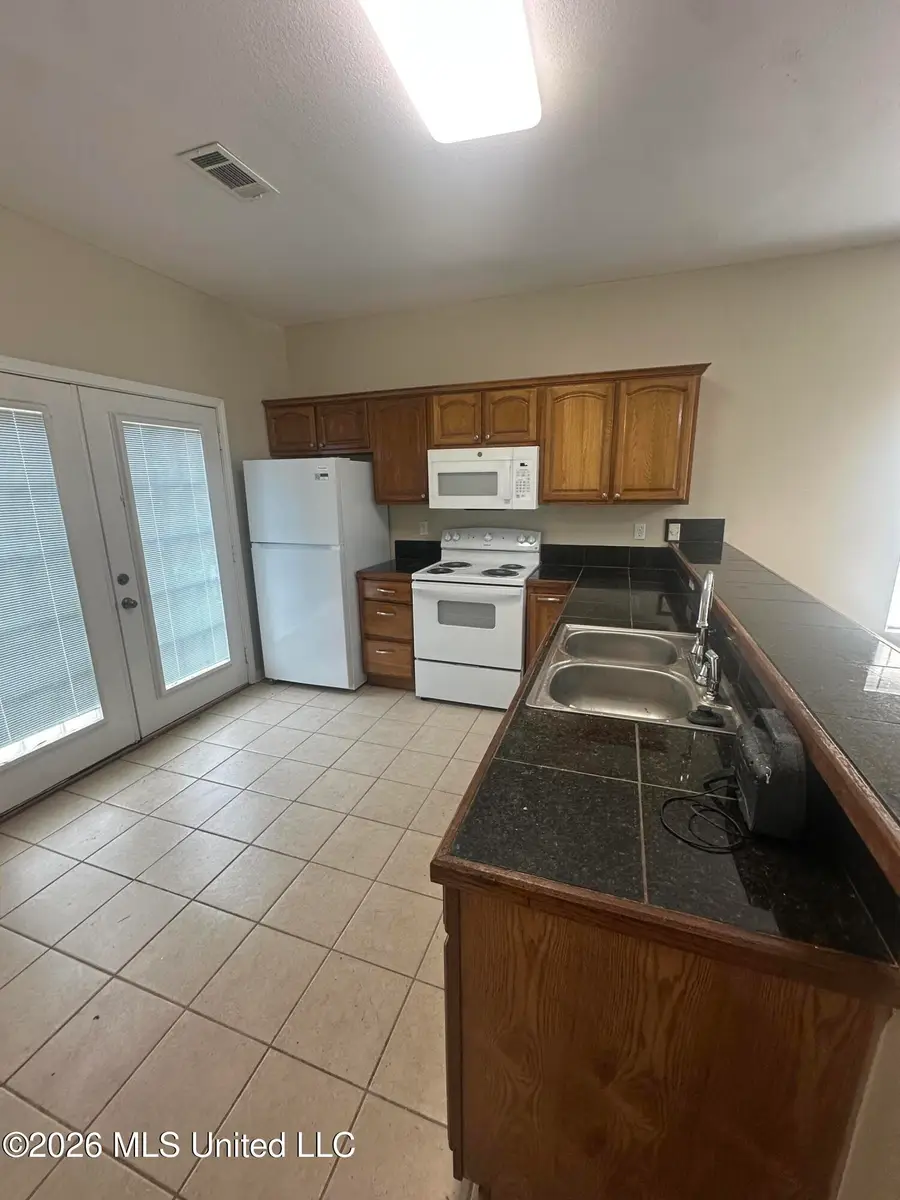 6024 E Oktibbeha Street, Bay Saint Louis, MS 39520 - #3