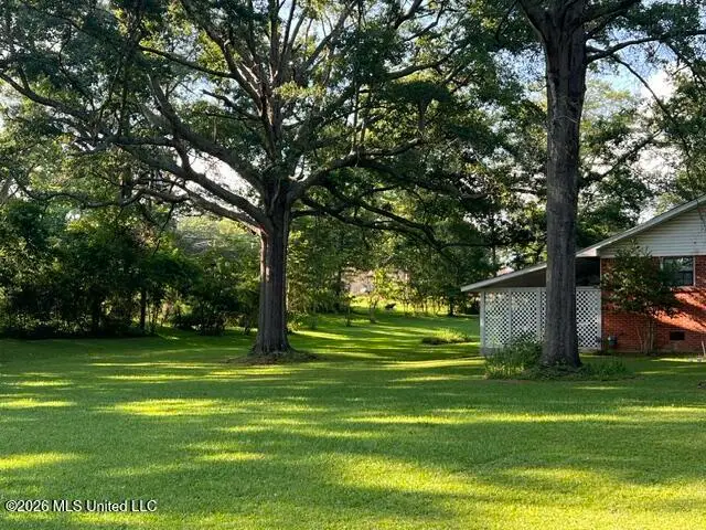 1510 W Govan Street, Grenada, MS 38901 - #3