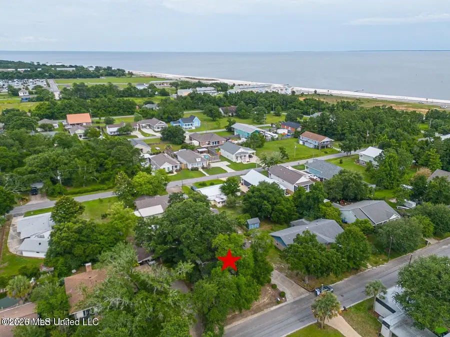 109 Palm Avenue, Pass Christian, MS 39571 - #3