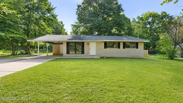561 Colonial Drive, Holly Springs, MS 38635