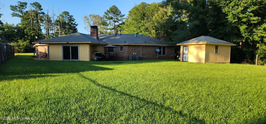 1233 Scots Glen, Jackson, MS 39204 - #2