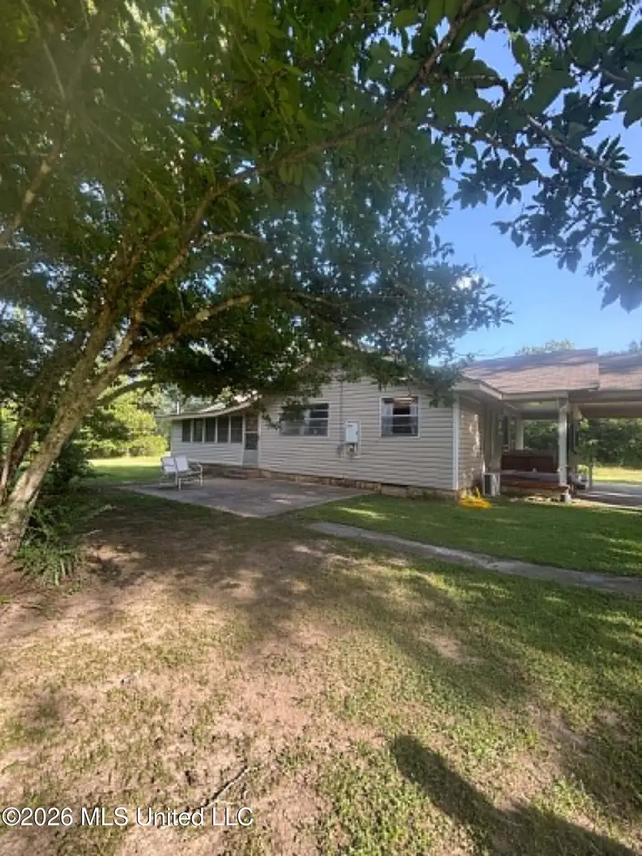 1047 Pearl Valley Road, Wesson, MS 39191 - #3