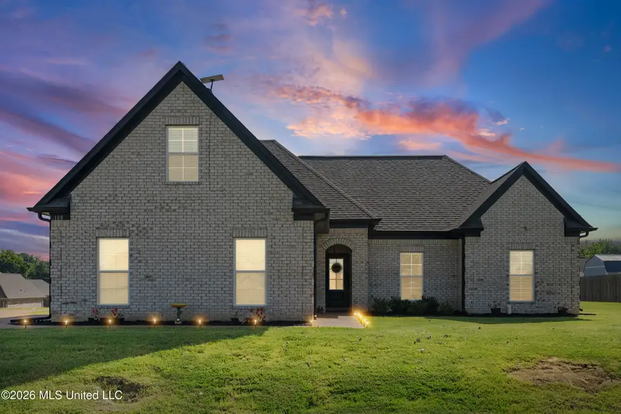 108 Honor Cove, Senatobia, MS 38668 - #2