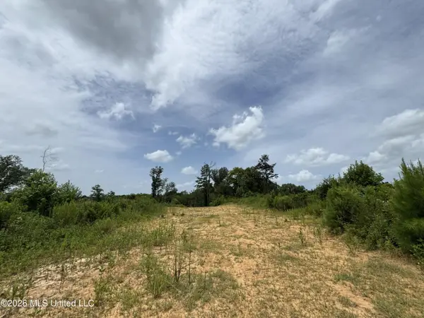 W Gallatin Street, Hazlehurst, MS 39083