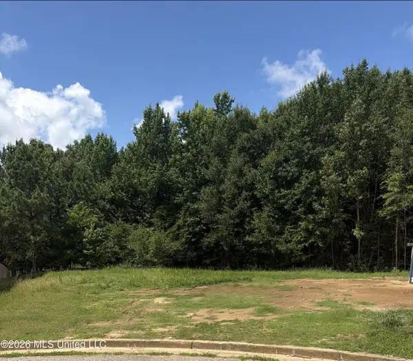 8015 Christian Court, Olive Branch, MS 38654